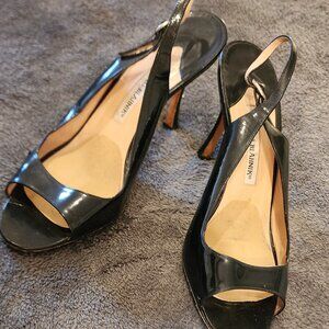Manolo Blahnik Black Patent Slingback Heels – Size US 9